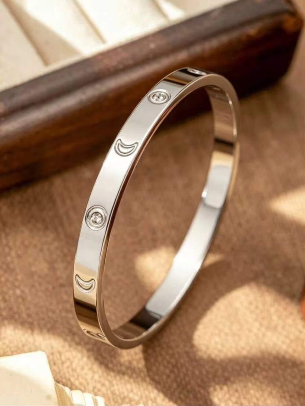 Silver-Tone Women's Bangle Bracelet Set - Elegant Stack - Picture 4 of 5